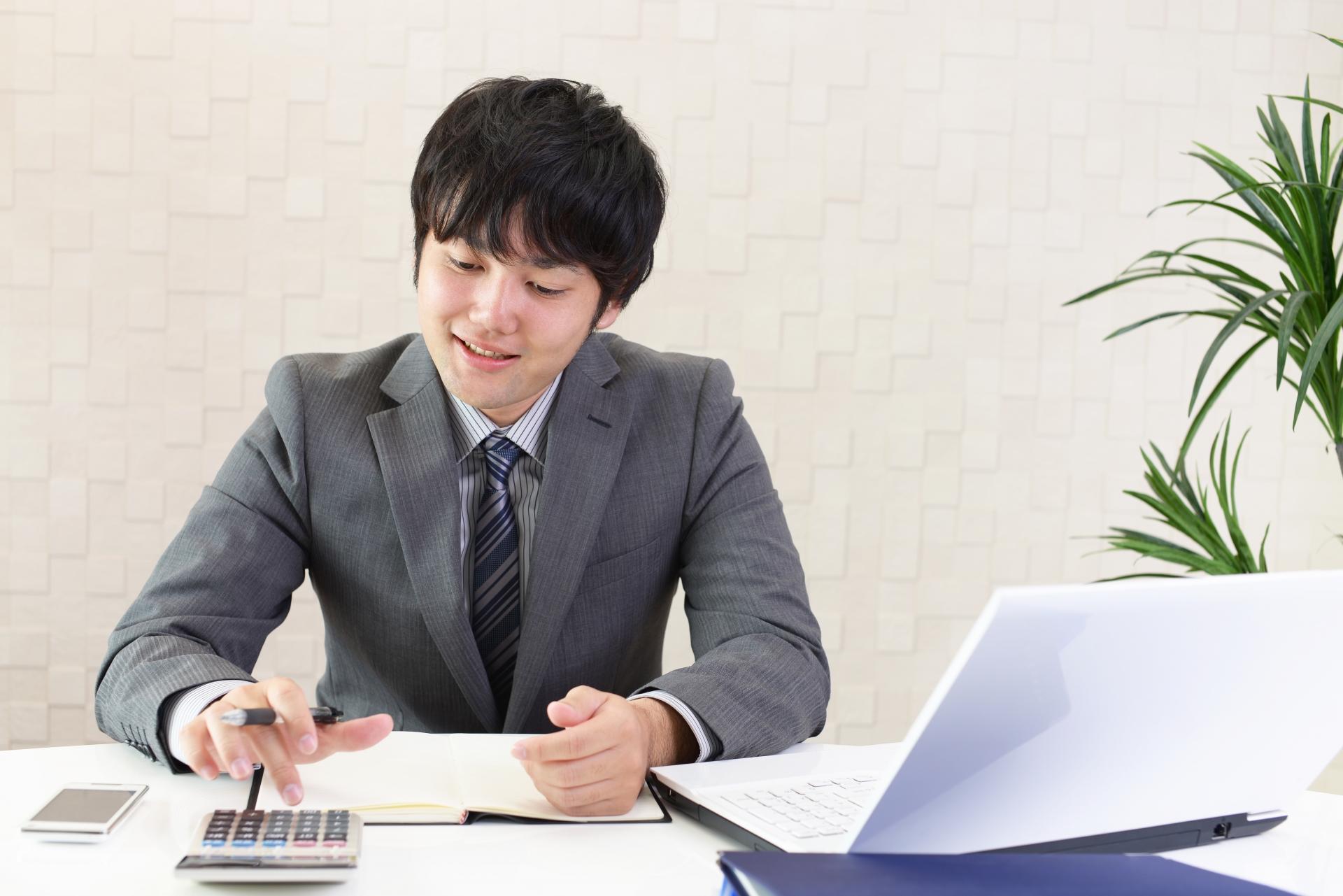 定額法と定率法の比較