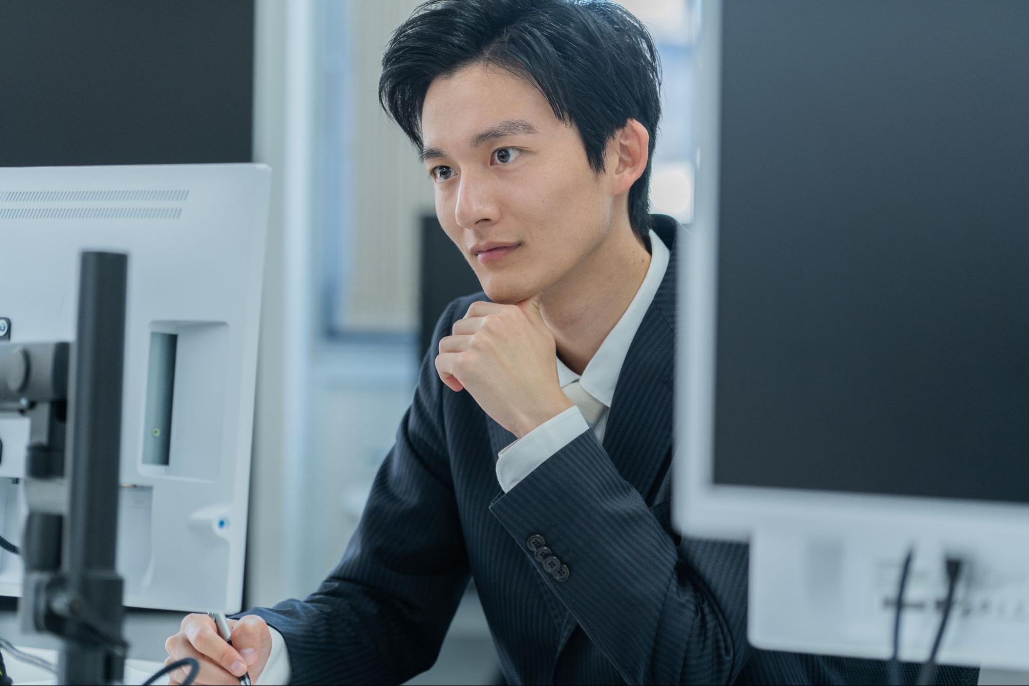 メモリが認識されず確認する様子