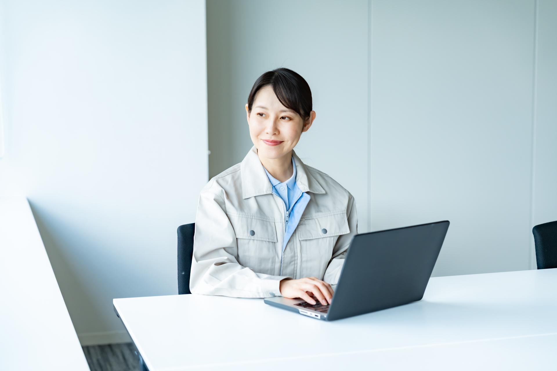 業者にデータ消去を依頼するときの確認点