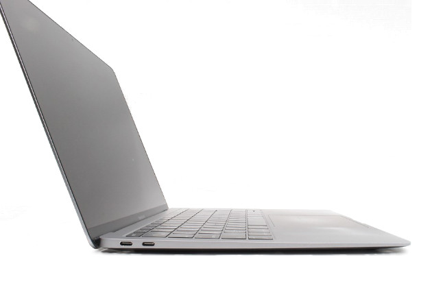 【即納パソコン】MacBookAir (Retina, 13-inch, 2018) スペースグレイ 5N8(44132、03) 拡大