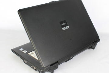 FUJITSU（富士通） LIFEBOOK FMV-A8270 (22497) 【中古